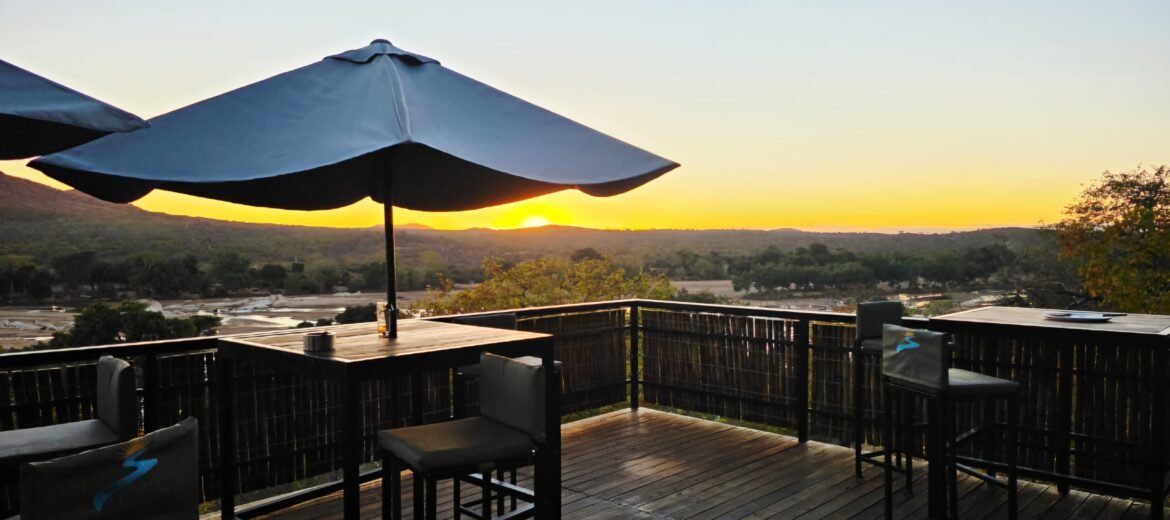 Hunting Lodge with Sunset deck