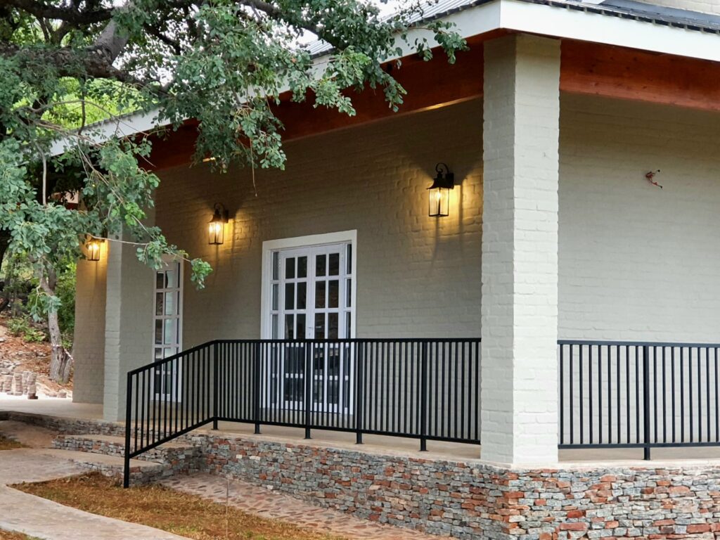 Safari Accommodation Limpopo luxury chalet